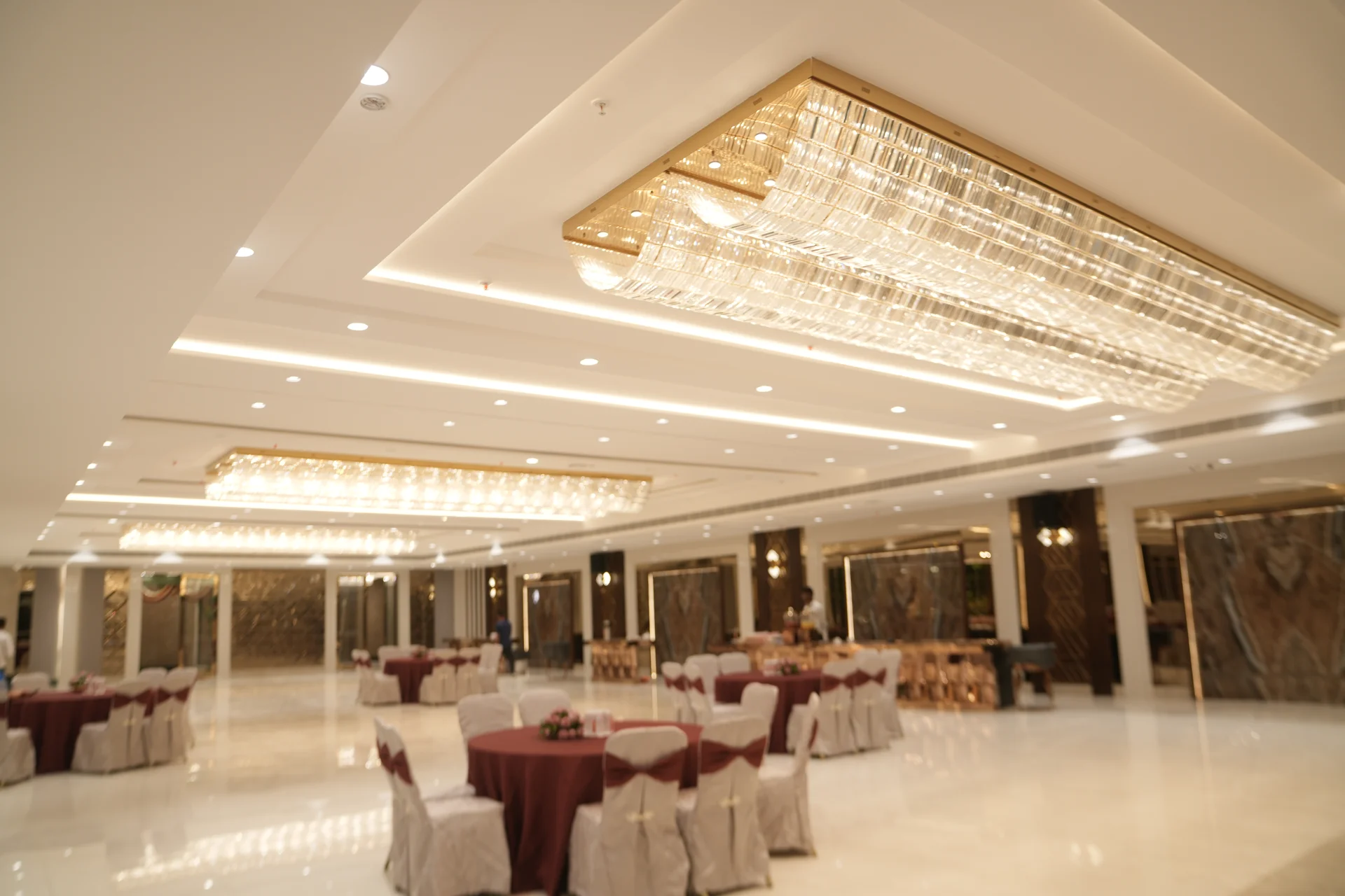 Grand Ballroom Gala Dinner Setup